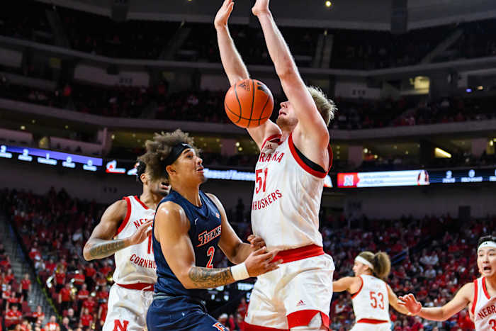 13_Rienk Mast_MBB vs Cal State Fullerton 1126